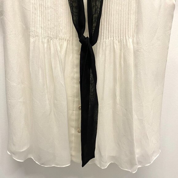Diane Von Furstenberg Ivory Silk w/Black Blouse - Picture 3 of 4